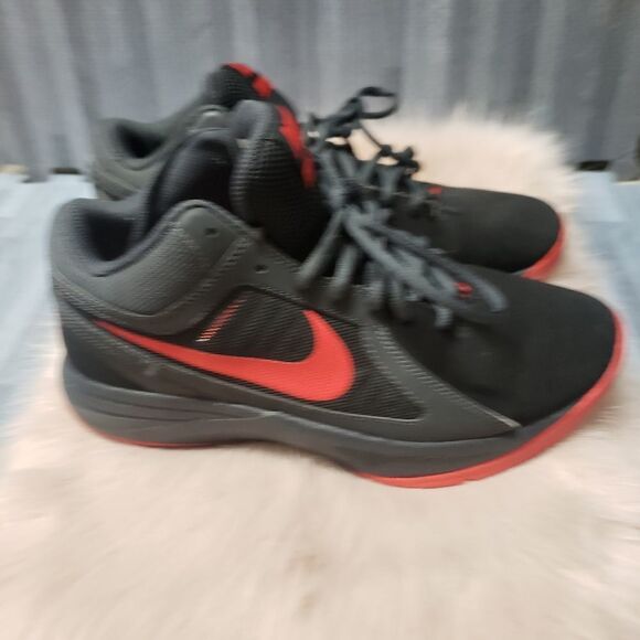 Nike Men's The Overplay VIII NBK Basketball Shoes - Picture 1 of 6